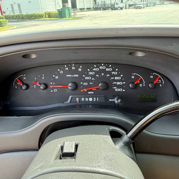 2008 Ford E-Series E-350 SD XLT