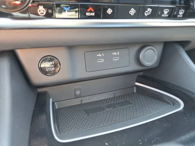 2025 Nissan Rogue SL