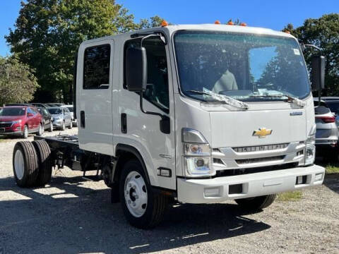 2024 Chevrolet 4500HG LCF for sale at CHEVROLET OF SMITHTOWN in Saint James NY