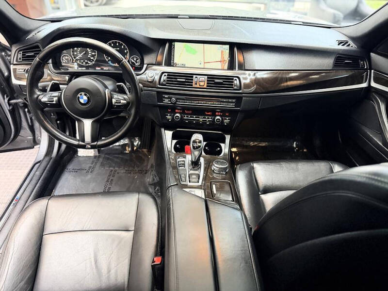 2016 BMW 5 Series 528i