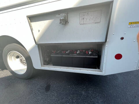 2017 Freightliner MT45 Chassis