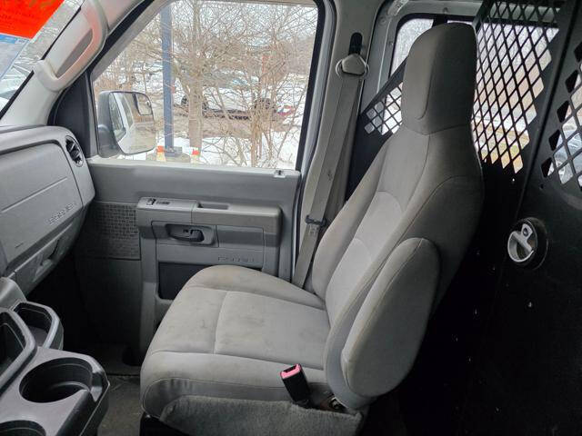 2014 Ford E-Series E-150