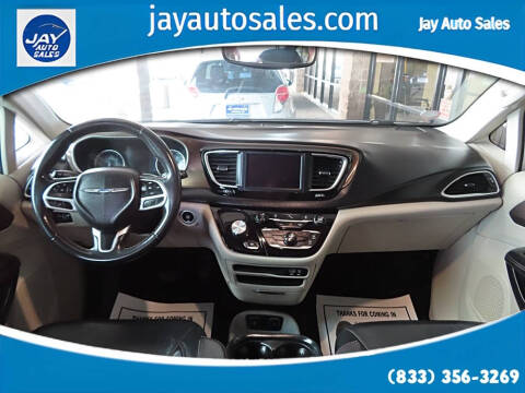 2018 Chrysler Pacifica Touring L