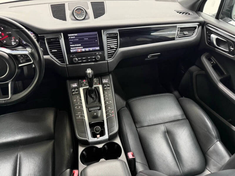 2018 Porsche Macan S