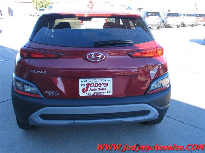 2023 Hyundai Kona SEL