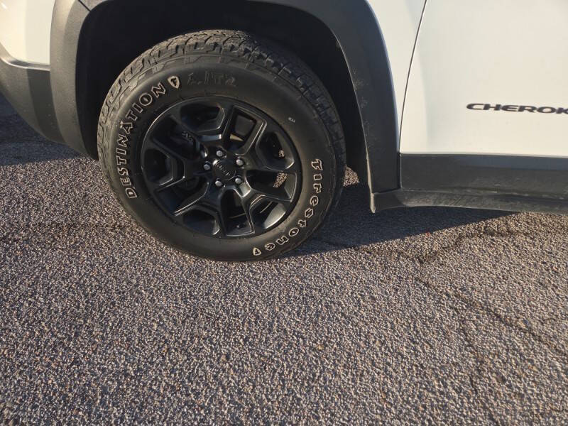 2019 Jeep Cherokee Trailhawk