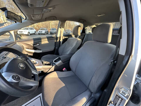 2012 Toyota Prius Two