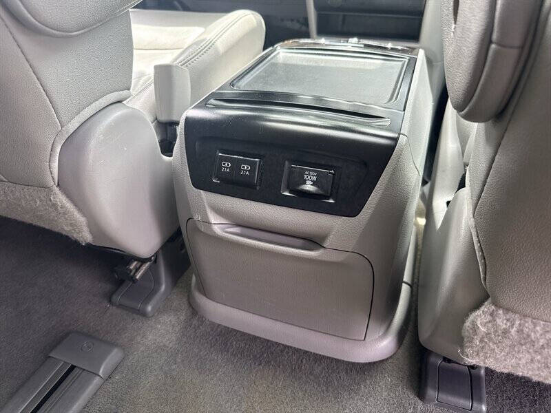 2018 Toyota Sienna XLE 7-Passenger