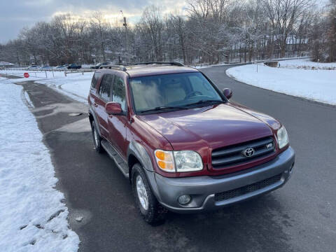 2004 Toyota Sequoia SR5
