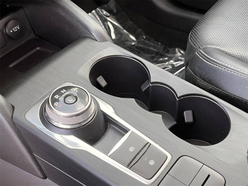 2022 Ford Escape Hybrid SEL