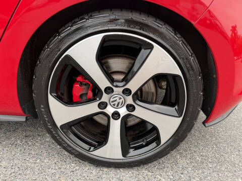 2017 Volkswagen Golf GTI SE