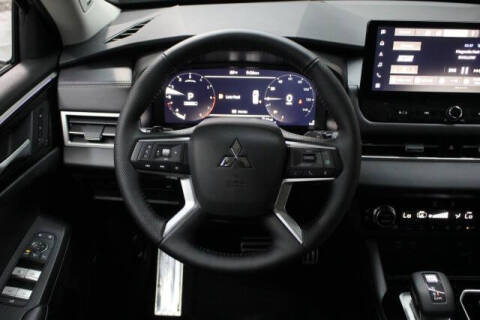 2025 Mitsubishi Outlander SEL