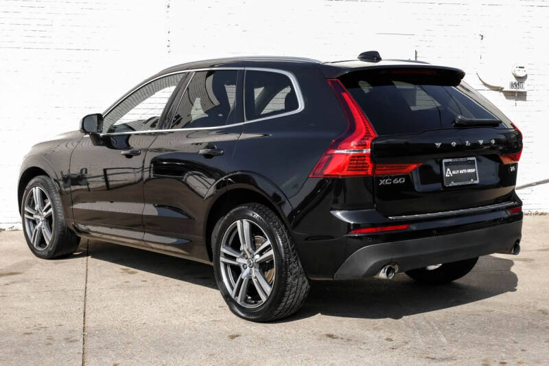 2021 Volvo XC60 T5 Momentum