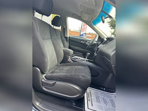 2016 Nissan Pathfinder