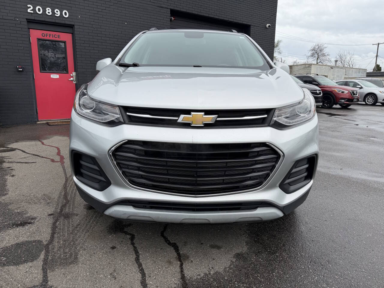 Silver 2017 Chevrolet Trax LT AWD LT 4dr Crossover 2