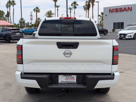 2025 Nissan Frontier SV