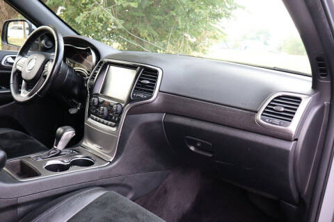 2017 Jeep Grand Cherokee Altitude