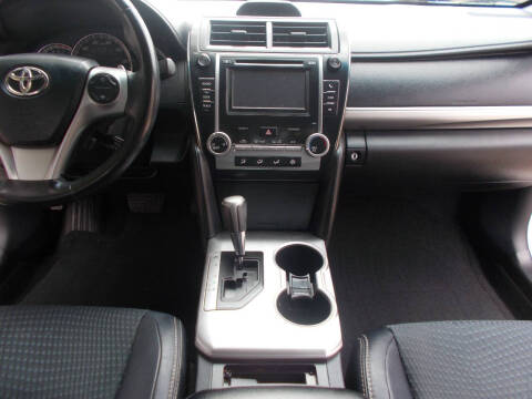 2013 Toyota Camry SE