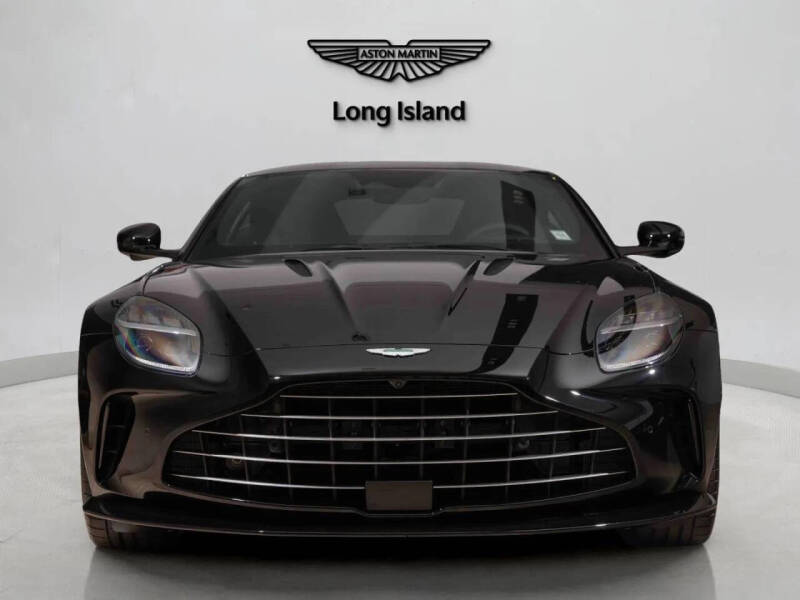 2025 Aston Martin Vantage
