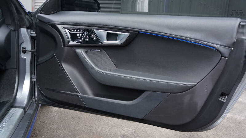 2015 Jaguar F-TYPE