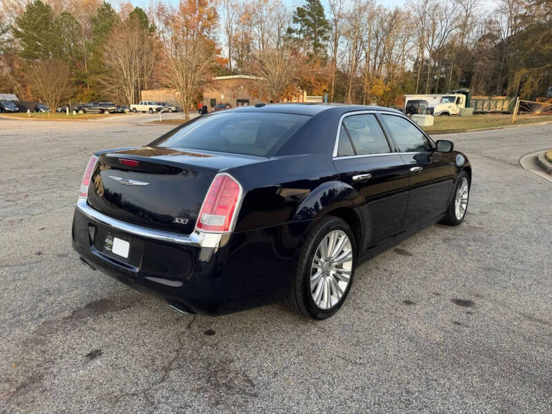 2012 Chrysler 300 Limited