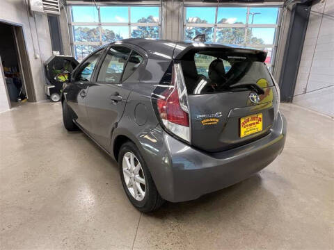2015 Toyota Prius c Three