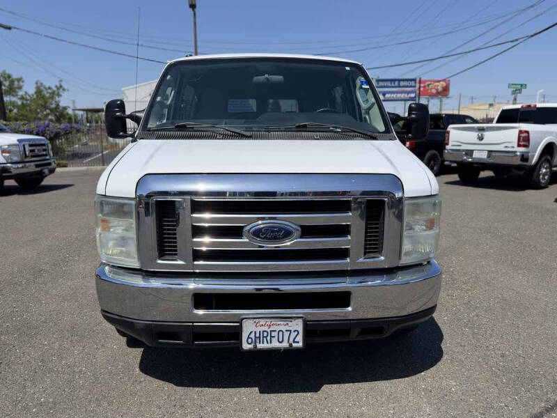 2009 Ford E-Series E-350 SD XLT