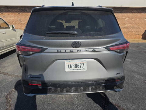 2026 Toyota Sienna XSE 7-Passenger