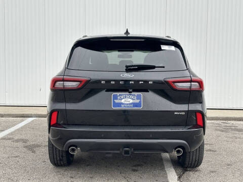 2026 Ford Escape ST-Line Elite