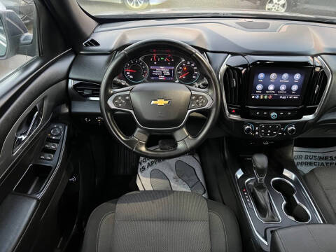 2023 Chevrolet Traverse LT Cloth