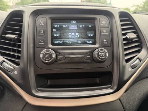 2015 Jeep Cherokee Sport