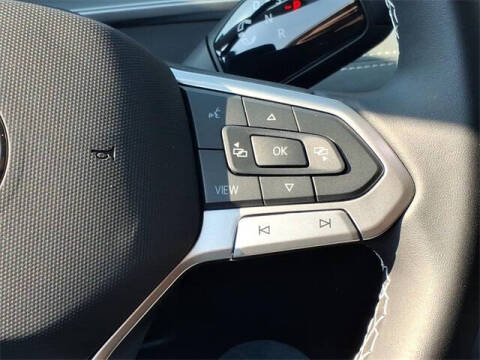 2025 Volkswagen Tiguan SE