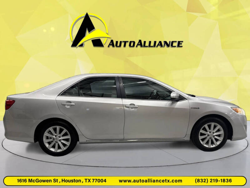 2014 Toyota Camry Hybrid