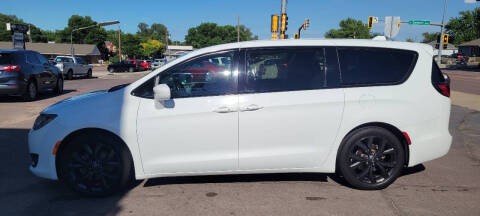 2019 Chrysler Pacifica Touring Plus