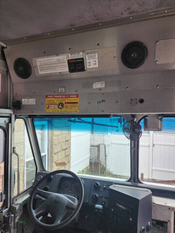 2016 Freightliner MT55 Chassis