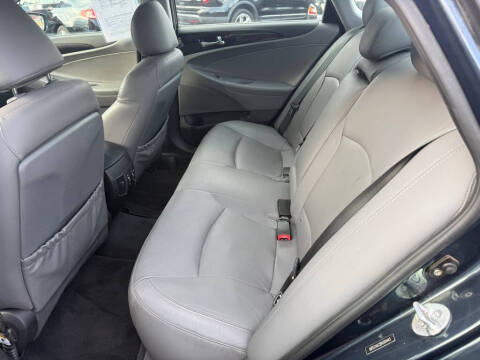 2011 Hyundai Sonata SE