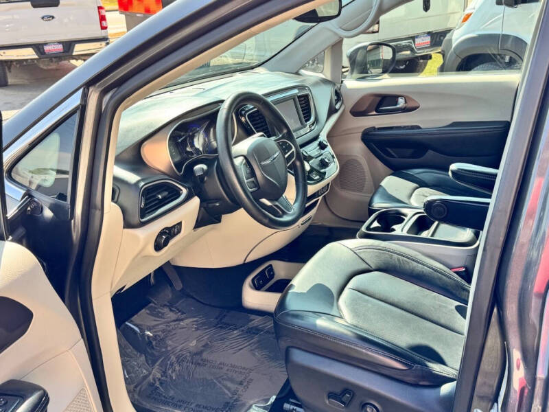 2021 Chrysler Voyager LXi