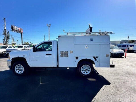 2012 Chevrolet Silverado 3500HD CC