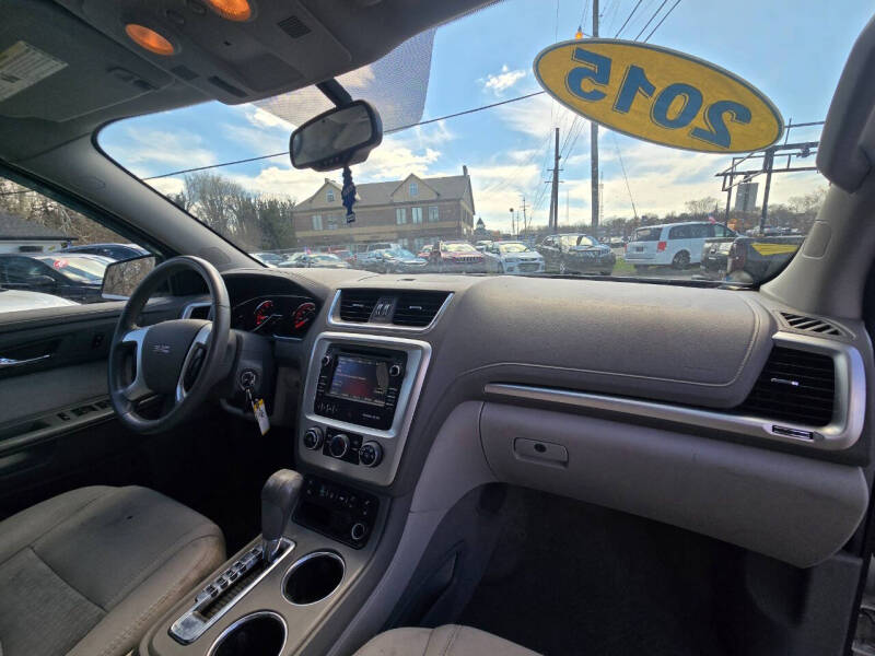 2015 GMC Acadia SLE-2