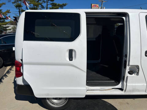 2017 Nissan NV200 S