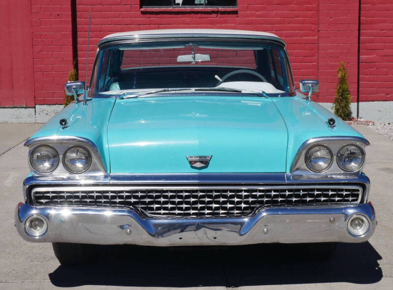 1959 Ford Skyliner