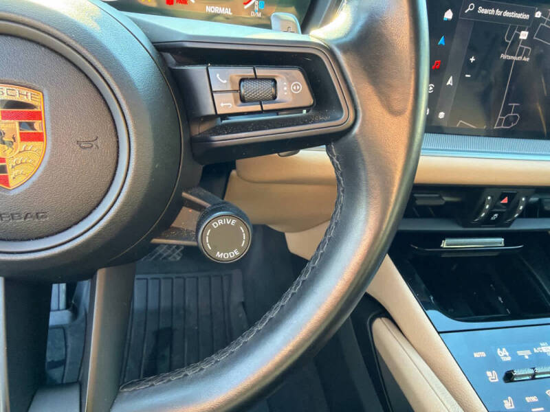 2024 Porsche Cayenne