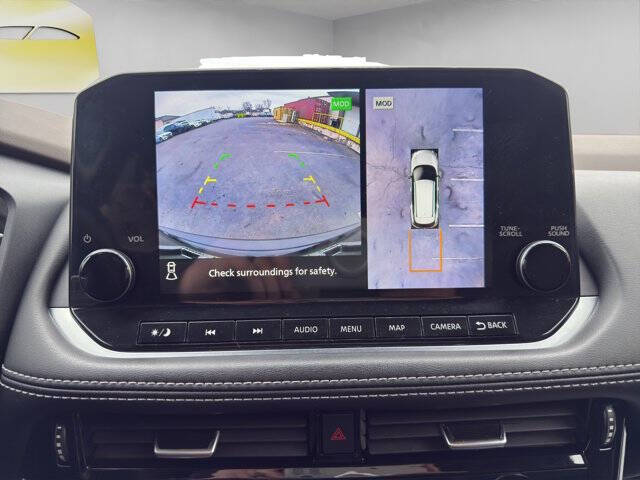 2023 Nissan Rogue SL