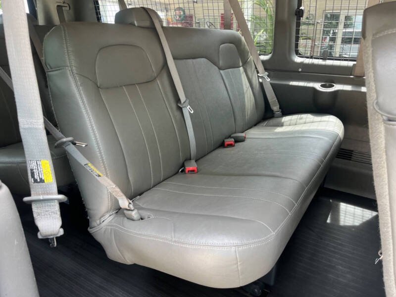 2019 Chevrolet Express LS 3500