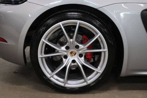 2024 Porsche 718 Boxster S