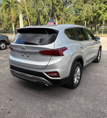 2019 Hyundai Santa Fe SE 2.4L