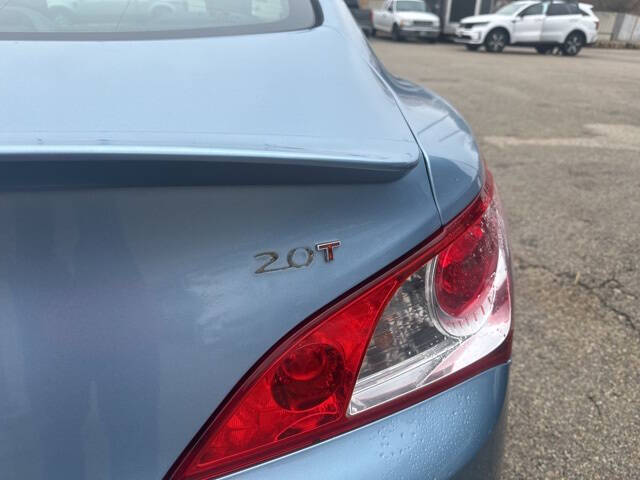 2011 Hyundai Genesis Coupe 2.0T