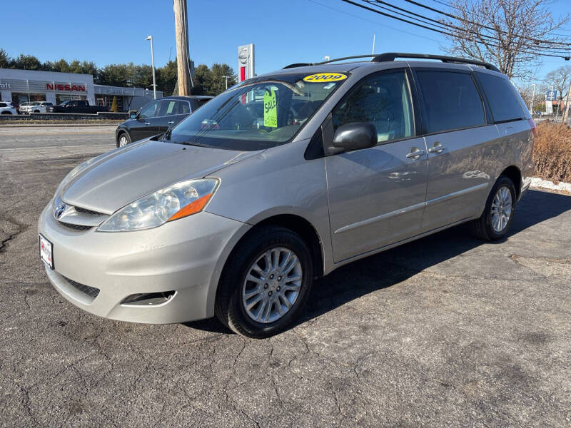 2009 Toyota Sienna LE 7-Passenger