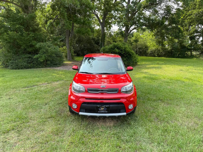 2019 Kia Soul +