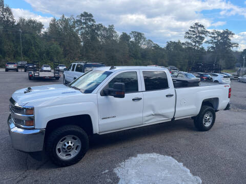 2018 Chevrolet Silverado 2500HD for sale at WALKER MOTORS LLC & TRAILERS in Hattiesburg MS